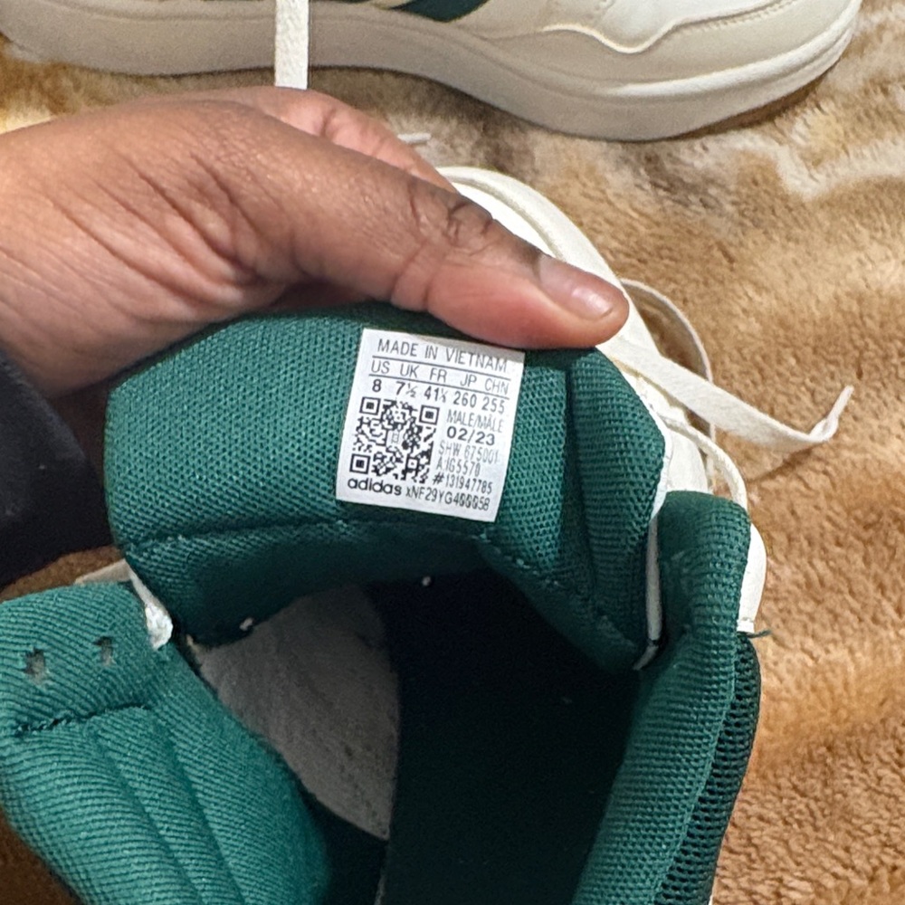 Adidas White and Dark Green Sneakers - Picture 4 of 4